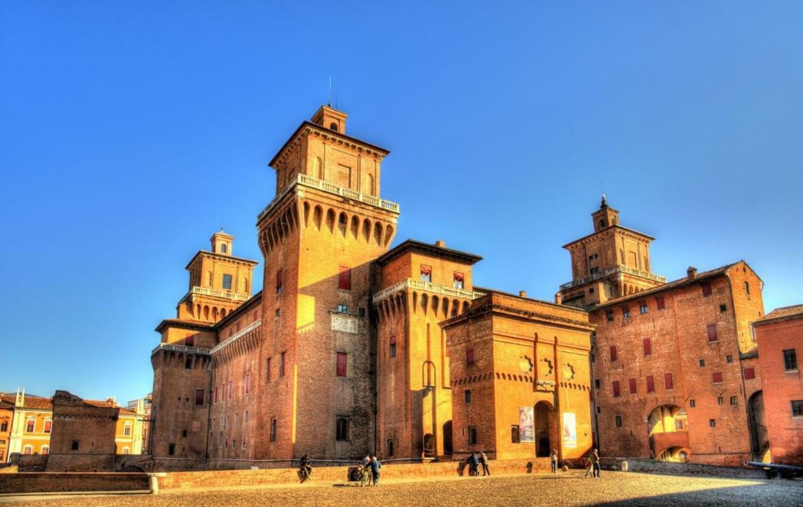Casa Di Arianna Lägenhet Ferrara Exteriör bild